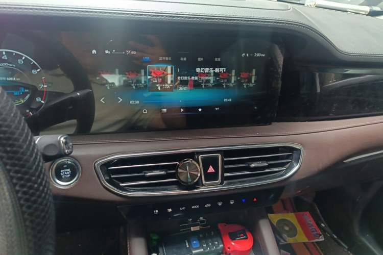 Used JETOUR X90 2022 1.5T Manual Shadow Edition 5-Seater Audio And AC Panel