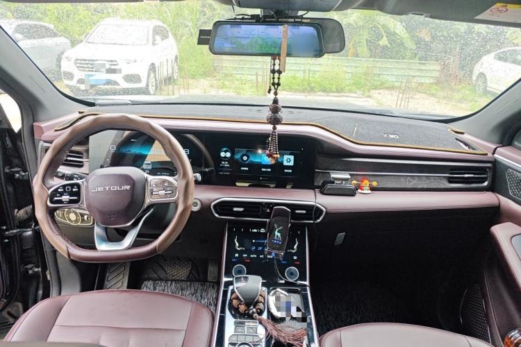 Used JETOUR X90 2022 Zilong 2.0T DCT Tiger威 Edition 5-seater Center Console