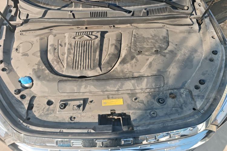 Used JETOUR X90 2022 Zilong 2.0T DCT Changsheng Edition 7-Seater Engine Bay