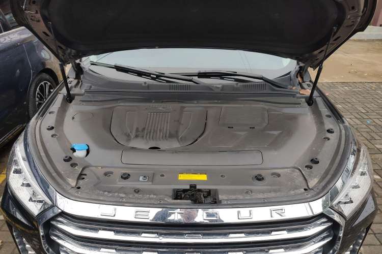 Used JETOUR X90 2022 Zilong 2.0T DCT Changsheng Edition 5-seater Engine Bay