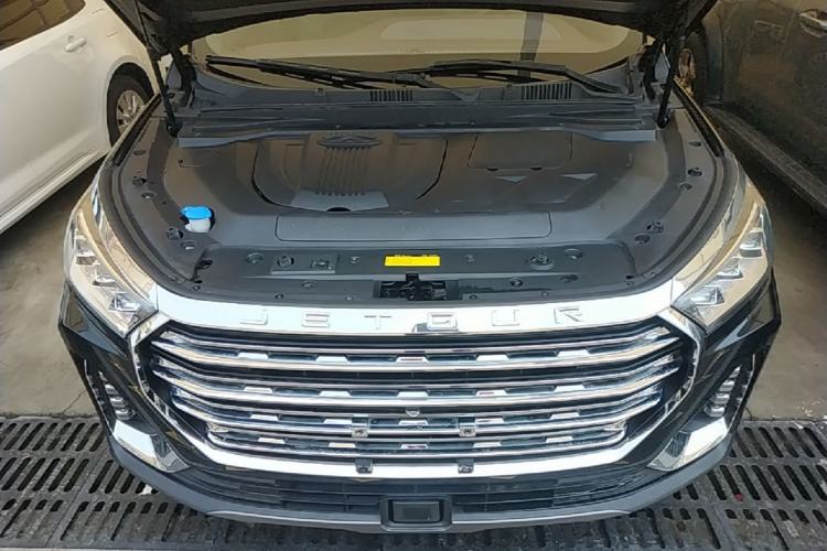 Used JETOUR X90 2022 Zilong 2.0T DCT Changsheng Edition 7-Seater Engine Bay