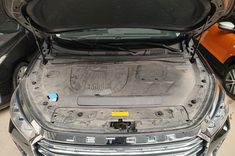 Used JETOUR X90 2022 Zilong 2.0T DCT Changsheng Edition 5-seater Engine Bay