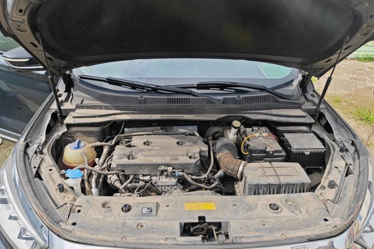 Used JETOUR X90 2022 Zilong 2.0T DCT Tiger威 Edition 5-seater Engine Bay