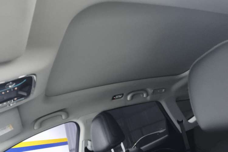 Used JETOUR X90 2022 Zilong 2.0T DCT Wushen Edition 7-Seater Headliner