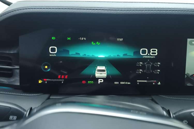 Used JETOUR X90 2022 Zilong 2.0T DCT Wushen Edition 7-Seater Instrument Cluster