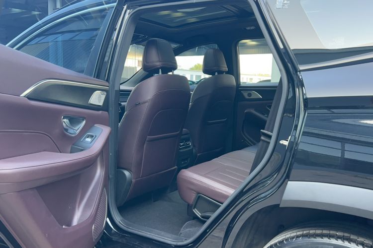 Used JETOUR X90 2022 Zilong 2.0T DCT Changsheng Edition 7-Seater Interior 1
