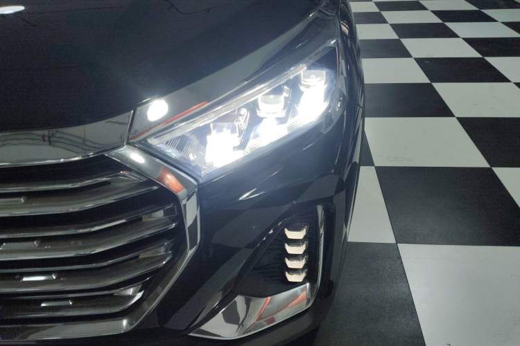 Used JETOUR X90 2022 Zilong 2.0T DCT Changsheng Edition 5-seater Left Front Headlight