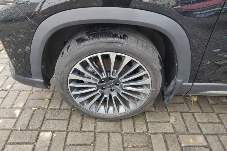 Used JETOUR X90 2022 Zilong 2.0T DCT Changsheng Edition 5-seater Left Front Wheel Hub