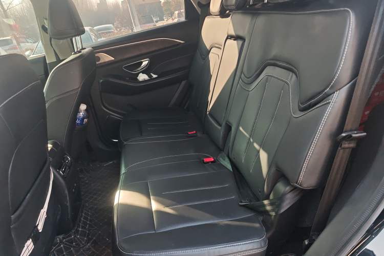 Used JETOUR X90 2022 Zilong 2.0T DCT Changsheng Edition 7-Seater Left Rear Seat