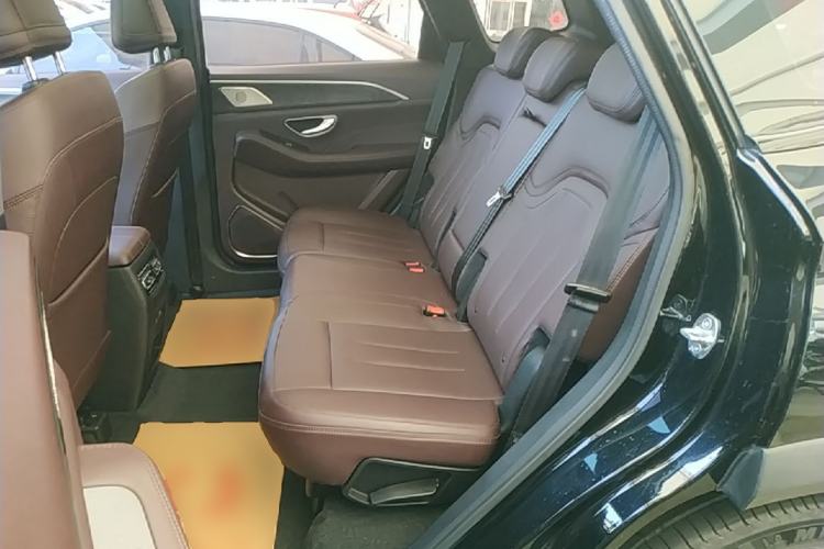 Used JETOUR X90 2022 Zilong 2.0T DCT Changsheng Edition 7-Seater Left Rear Seat