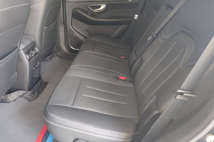 Used JETOUR X90 2022 Zilong 2.0T DCT Changsheng Edition 7-Seater Left Rear Seat