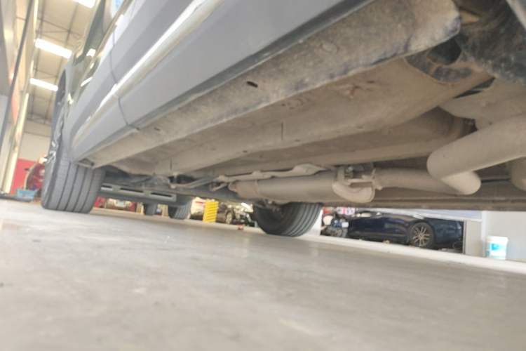 Used JETOUR X90 2022 Zilong 2.0T DCT Changsheng Edition 7-Seater Left Side Sill