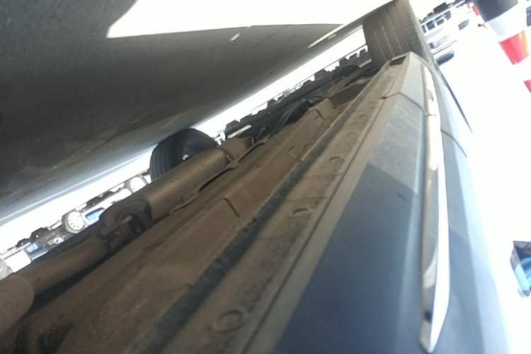 Used JETOUR X90 2022 Zilong 2.0T DCT Changsheng Edition 7-Seater Left Side Sill