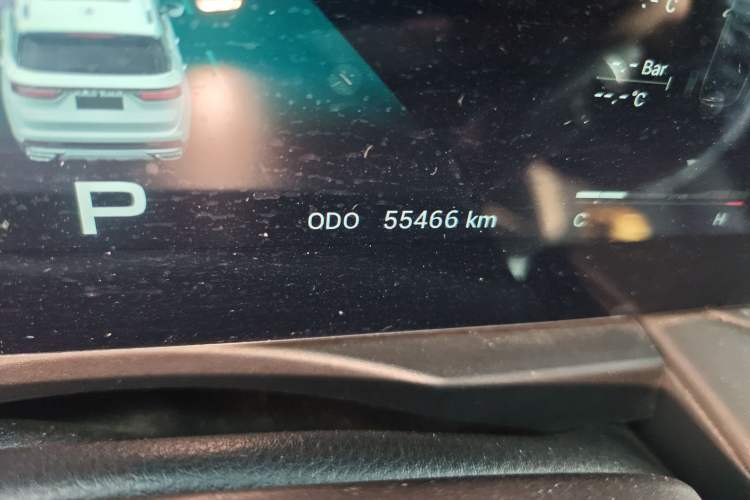 Used JETOUR X90 2022 Zilong 2.0T DCT Changsheng Edition 7-Seater Odometer Close Up