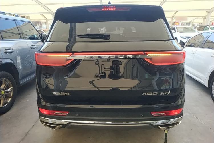 Used JETOUR X90 2022 Zilong 2.0T DCT Changsheng Edition 7-Seater Rear