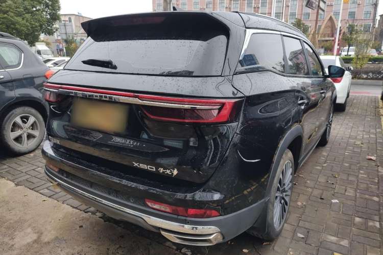 Used JETOUR X90 2022 Zilong 2.0T DCT Changsheng Edition 5-seater Rear Right 45 Deg