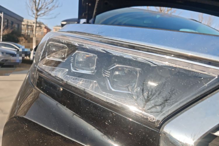 Used JETOUR X90 2022 Zilong 2.0T DCT Changsheng Edition 7-Seater Right Front Headlight
