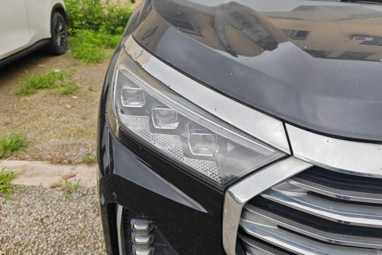 Used JETOUR X90 2022 Zilong 2.0T DCT Tiger威 Edition 5-seater Right Front Headlight