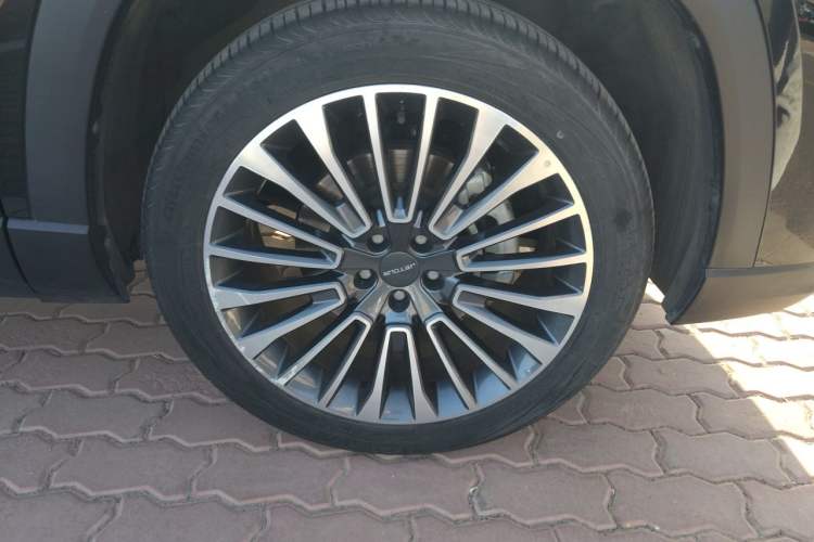 Used JETOUR X90 2022 Zilong 2.0T DCT Changsheng Edition 5-seater Right Front Wheel Hub