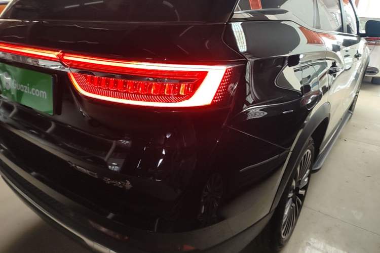Used JETOUR X90 2022 Zilong 2.0T DCT Changsheng Edition 5-seater Right Rear Taillight