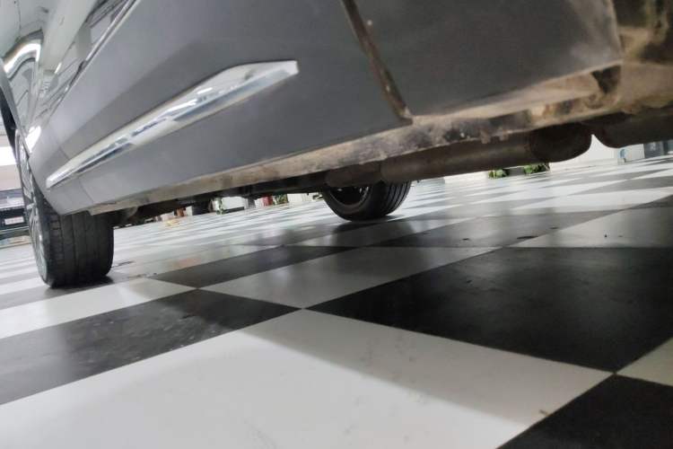 Used JETOUR X90 2022 Zilong 2.0T DCT Changsheng Edition 5-seater Right Side Sill