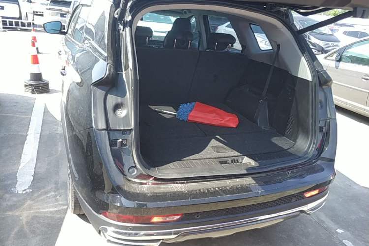 Used JETOUR X90 2022 Zilong 2.0T DCT Changsheng Edition 7-Seater Trunk