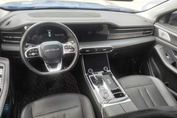 Used JETOUR X90 2022 Zilong 2.0T DCT Wushen Edition 7-Seater Center Console