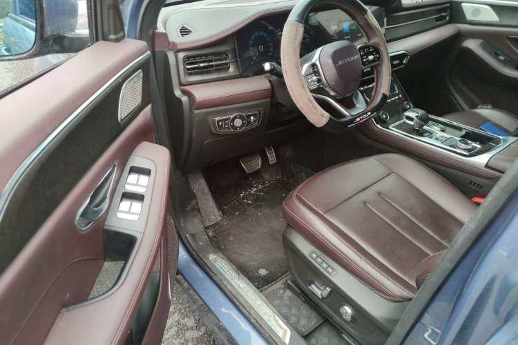 Used JETOUR X90 2022 Zilong 2.0T DCT Wushen Edition 7-Seater Driver Seat