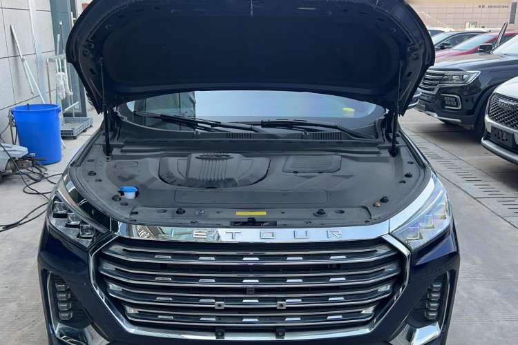 Used JETOUR X90 2022 Zilong 2.0T DCT Changsheng Edition 5-seater Engine Bay