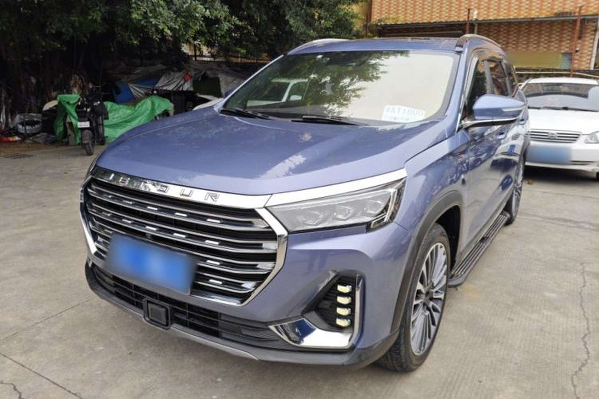 Used JETOUR X90 2022 Zilong 2.0T DCT Changsheng Edition 7-Seater Front Left 45 Deg