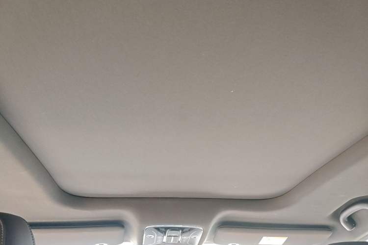 Used JETOUR X90 2022 Zilong 2.0T DCT Changsheng Edition 7-Seater Headliner