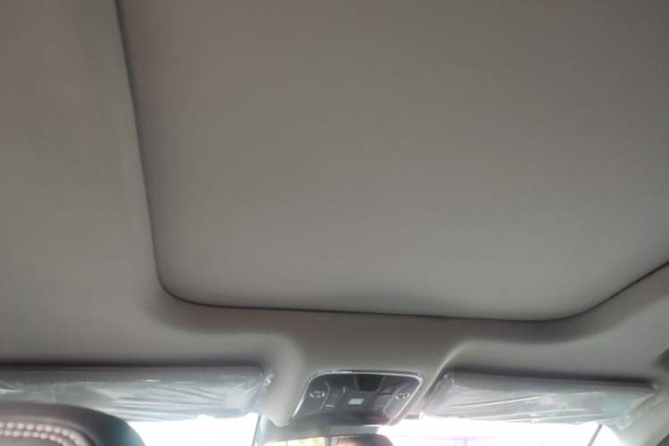 Used JETOUR X90 2022 Zilong 2.0T DCT Wushen Edition 7-Seater Headliner
