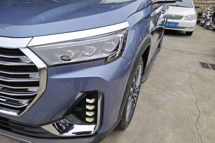 Used JETOUR X90 2022 Zilong 2.0T DCT Changsheng Edition 7-Seater Left Front Headlight