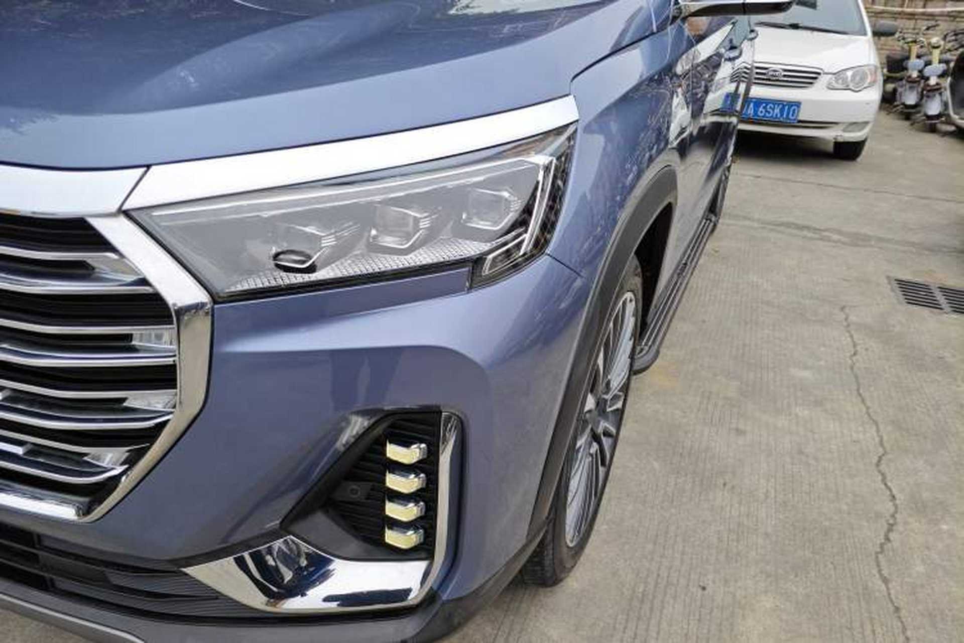 Used JETOUR X90 2022 Zilong 2.0T DCT Changsheng Edition 7-Seater Left Front Headlight