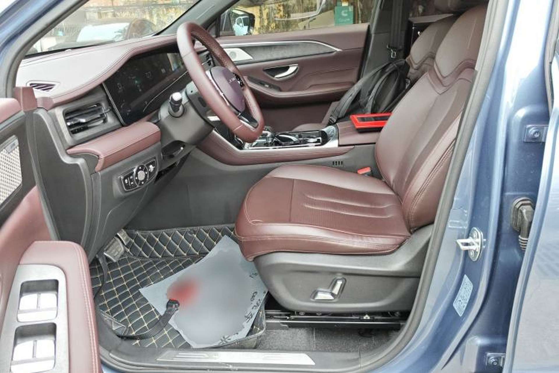 Used JETOUR X90 2022 Zilong 2.0T DCT Changsheng Edition 7-Seater Left Front Seat