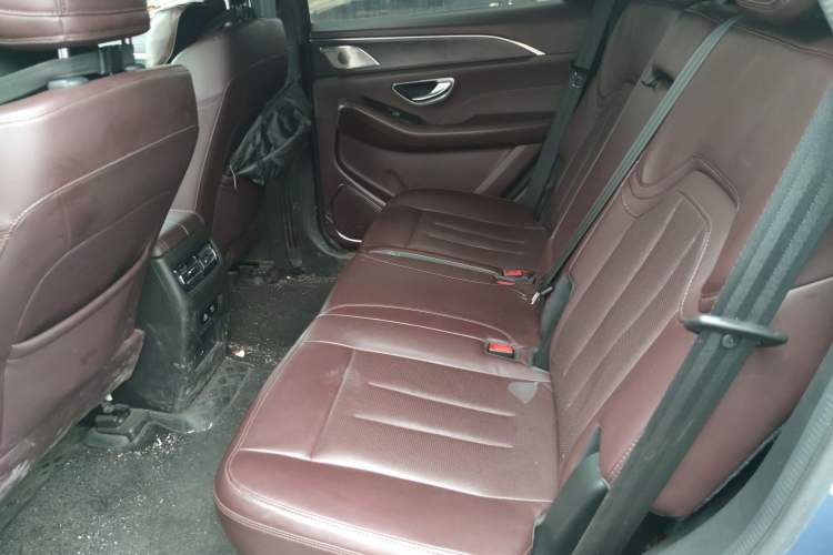Used JETOUR X90 2022 Zilong 2.0T DCT Wushen Edition 7-Seater Left Rear Seat