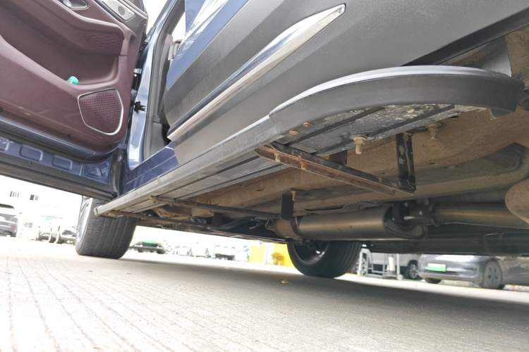Used JETOUR X90 2022 Zilong 2.0T DCT Changsheng Edition 7-Seater Left Side Sill