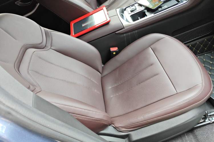 Used JETOUR X90 2022 Zilong 2.0T DCT Changsheng Edition 7-Seater Right Front Seat