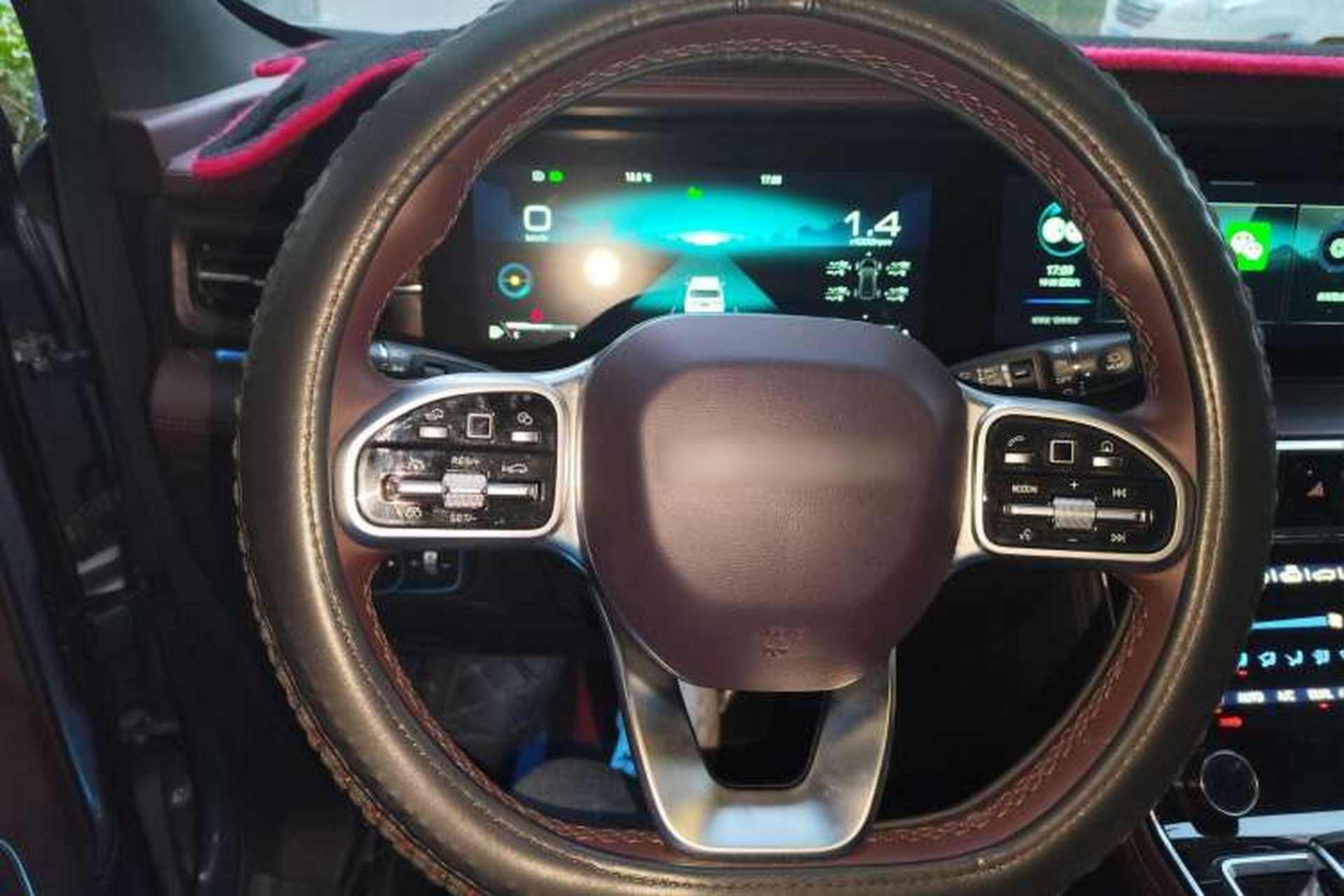 Used JETOUR X90 2022 Zilong 2.0T DCT Changsheng Edition 7-Seater Steering Wheel