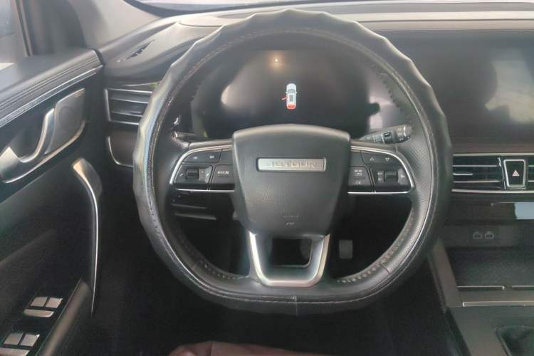 Used JETOUR X90 2022 1.5T Manual Shadow Comfort Edition 5 Seats Steering Wheel