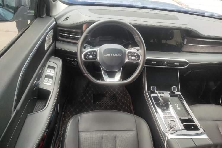 Used JETOUR X90 2022 Zilong 2.0T DCT Wushen Edition 7-Seater Steering Wheel