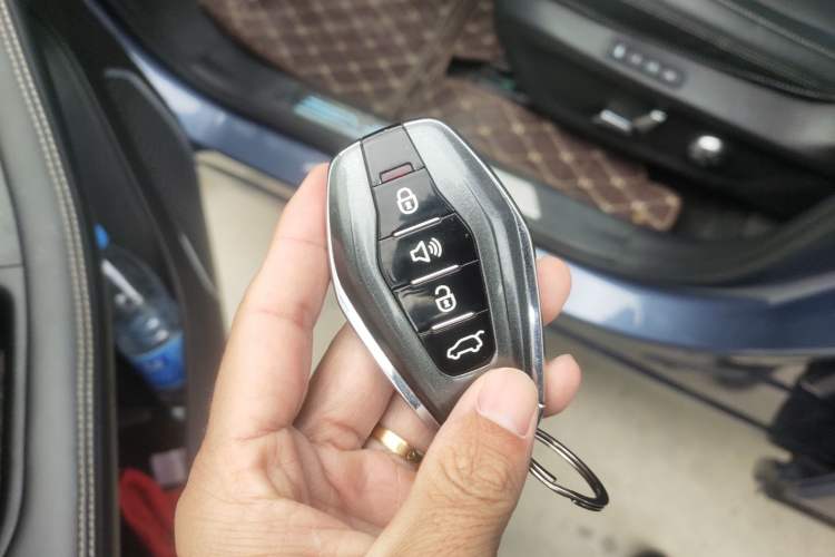 Used JETOUR X90 2022 Zilong 2.0T DCT Wushen Edition 7-Seater Vehicle Key
