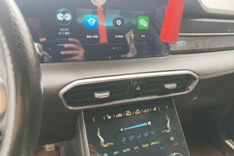 Used JETOUR X90 2022 Zilong 2.0T DCT Changsheng Edition 5-seater Audio And AC Panel