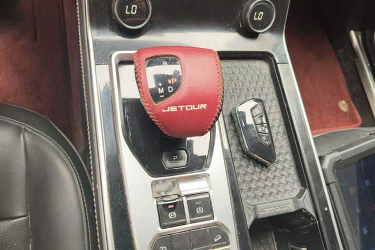 Used JETOUR X90 2022 Zilong 2.0T DCT Changsheng Edition 5-seater Gear Lever