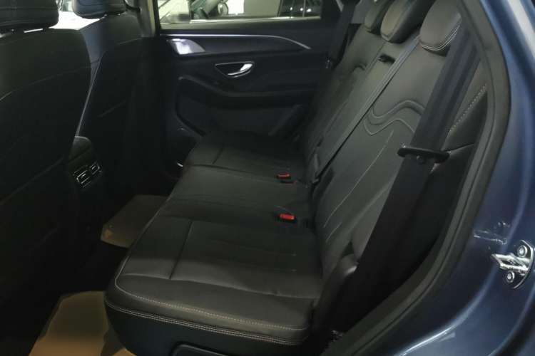 Used JETOUR X90 2022 Zilong 2.0T DCT Wushen Edition 7-Seater Left Rear Seat