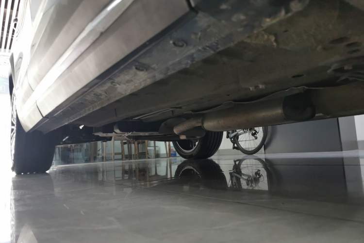 Used JETOUR X90 2022 Zilong 2.0T DCT Wushen Edition 7-Seater Right Side Sill