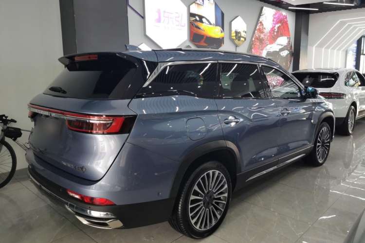 Used JETOUR X90 2022 Zilong 2.0T DCT Wushen Edition 7-Seater Right Side