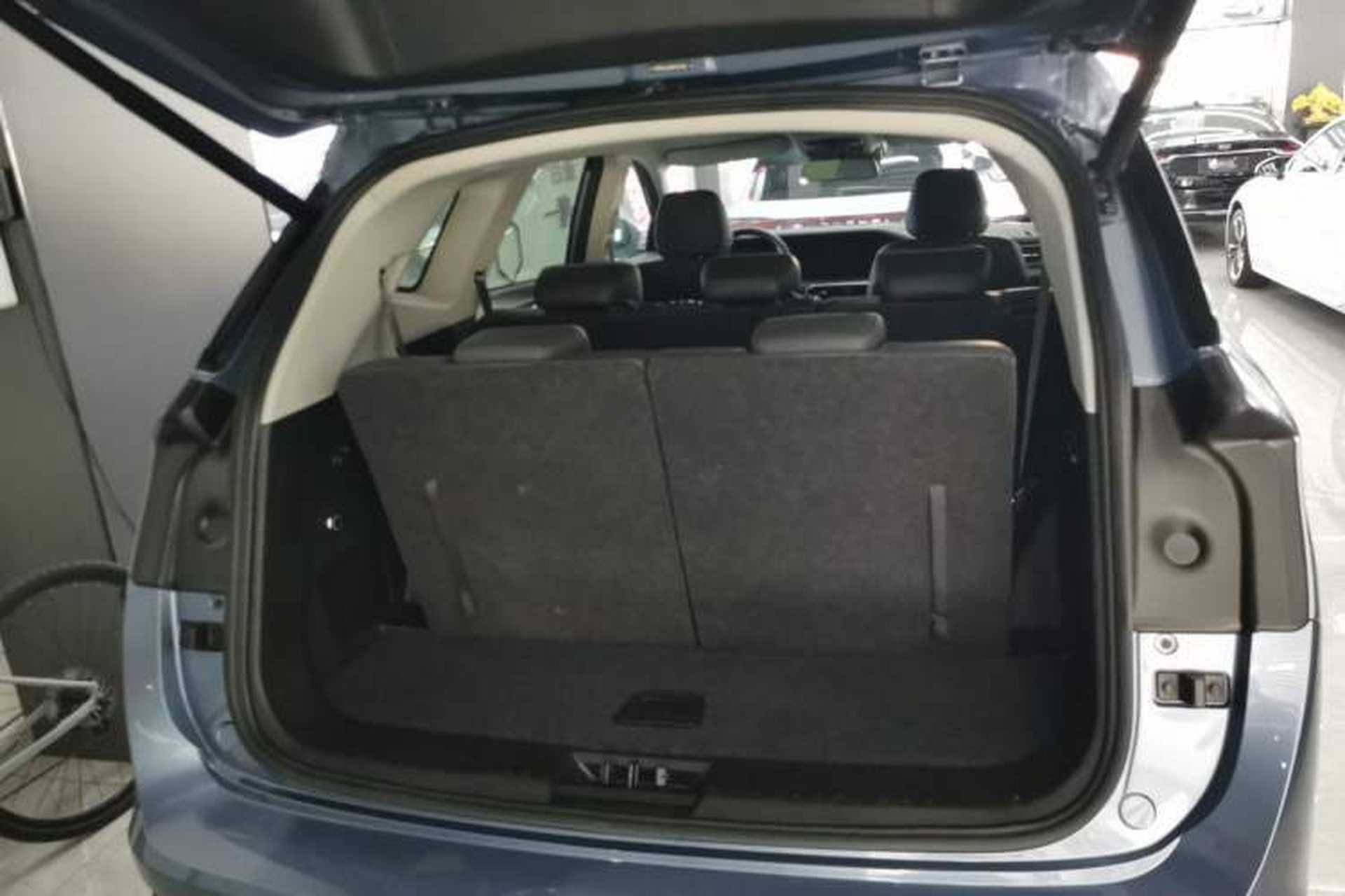 Used JETOUR X90 2022 Zilong 2.0T DCT Wushen Edition 7-Seater Trunk