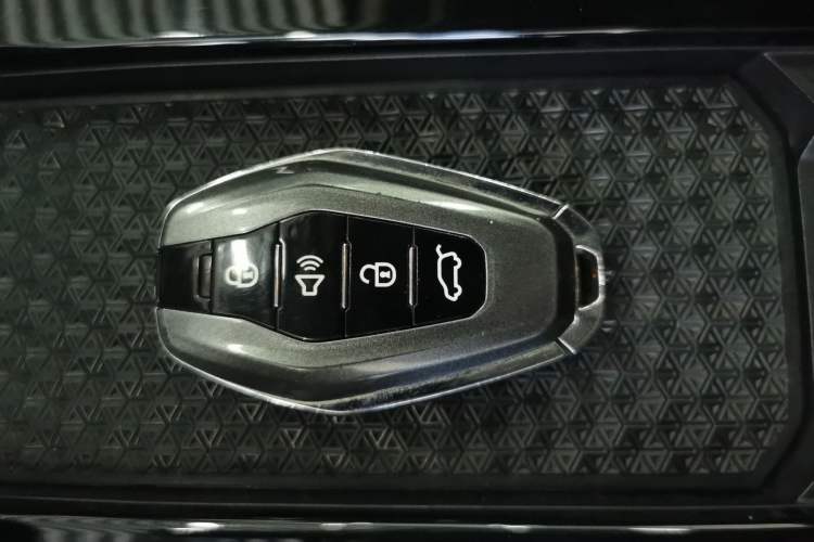 Used JETOUR X90 2022 Zilong 2.0T DCT Wushen Edition 7-Seater Vehicle Key
