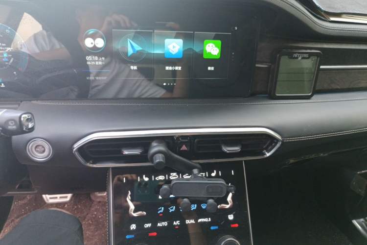 Used JETOUR X90 2022 Zilong 2.0T DCT Changsheng Edition 5-seater Audio And AC Panel